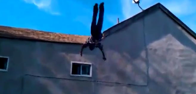 Video: Crackhead In The Projects Backflips Off 2-3 Story Building | The ...
